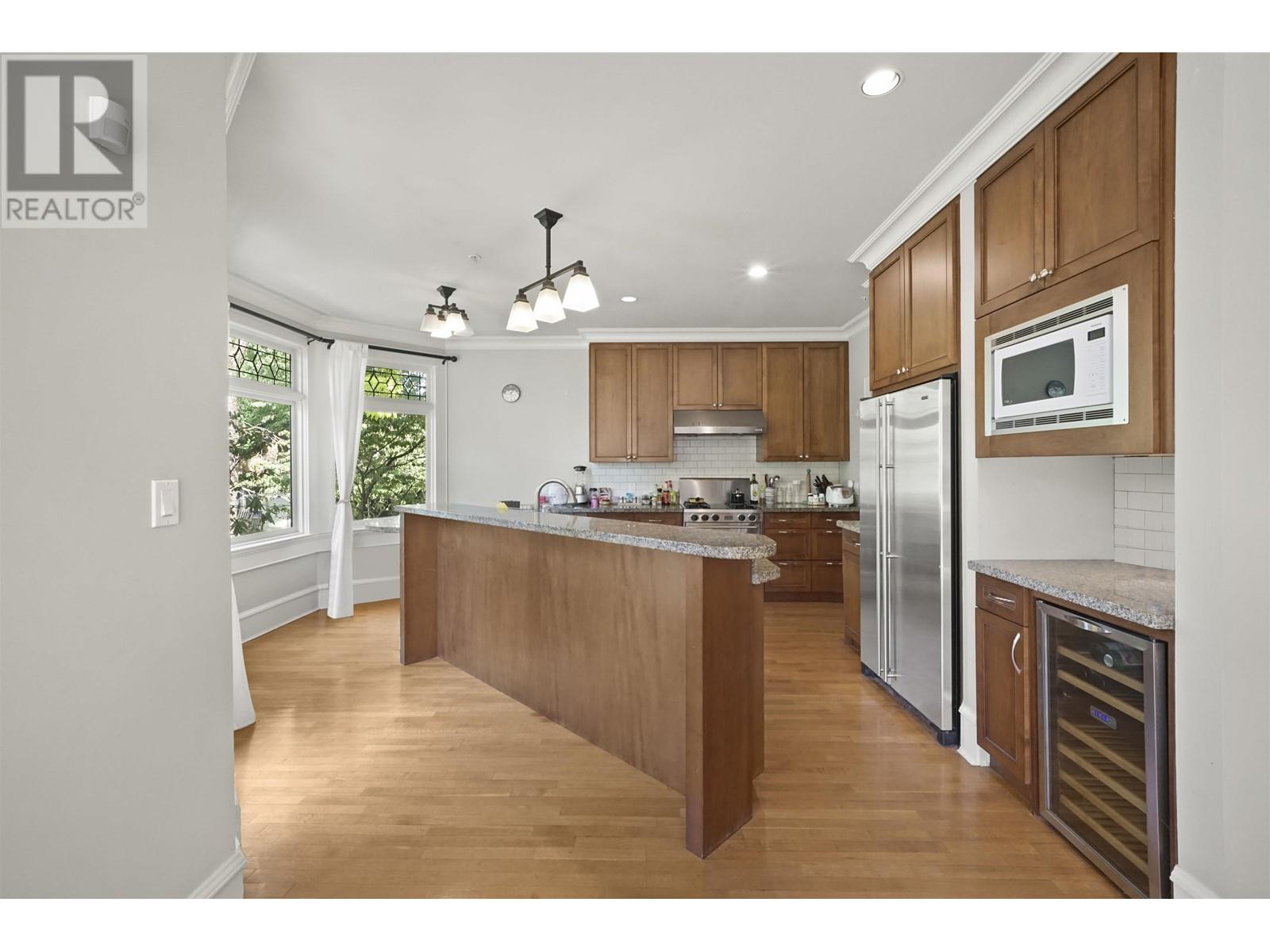 Listing Picture 30 of 40 : 1637 ANGUS DRIVE, Vancouver / 溫哥華 - 魯藝地產 Yvonne Lu Group - MLS Medallion Club Member
