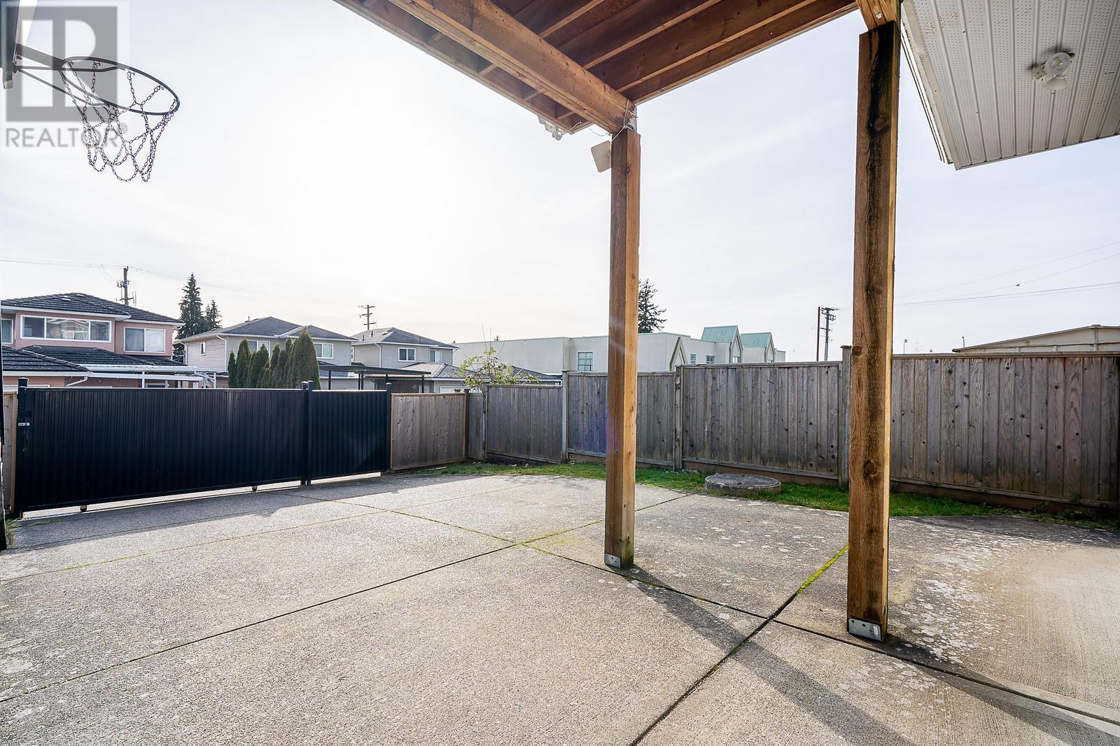 7118 11th Avenue, Burnaby, British Columbia  V3N 2M4 - Photo 34 - R2959091