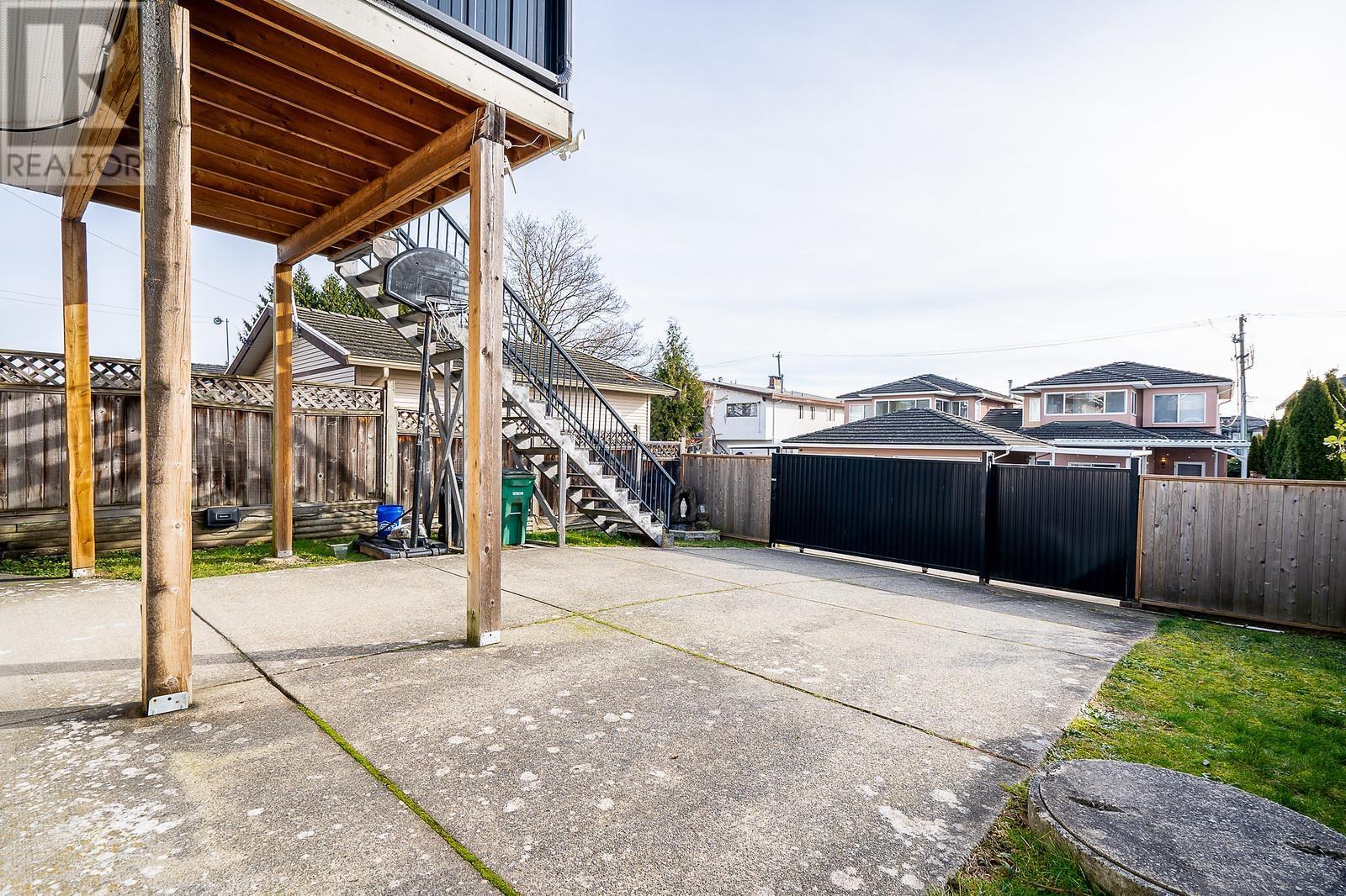 7118 11th Avenue, Burnaby, British Columbia  V3N 2M4 - Photo 33 - R2959091