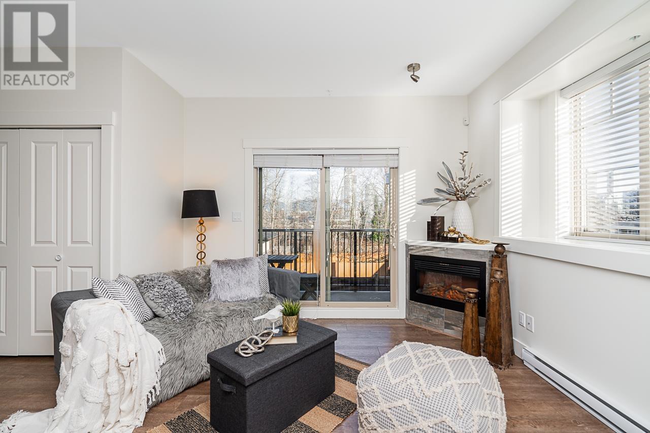 Listing Picture 9 of 29 : 14 4033 DOMINION STREET, Burnaby / 本拿比 - 魯藝地產 Yvonne Lu Group - MLS Medallion Club Member