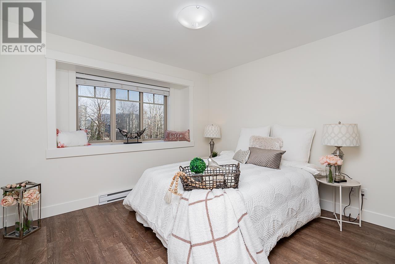 Listing Picture 19 of 29 : 14 4033 DOMINION STREET, Burnaby / 本拿比 - 魯藝地產 Yvonne Lu Group - MLS Medallion Club Member
