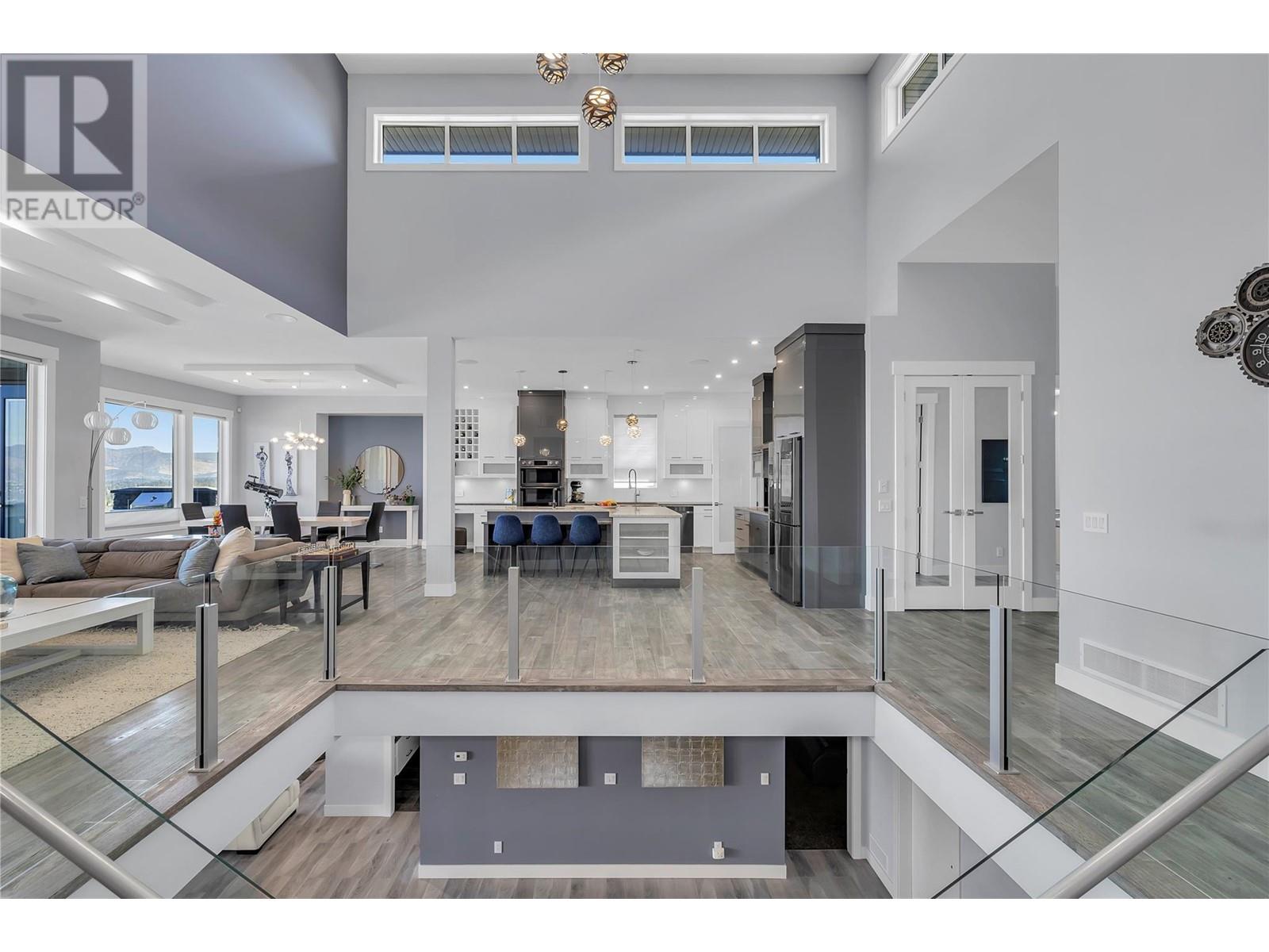 Property at 1088 Clarance Avenue image 1
