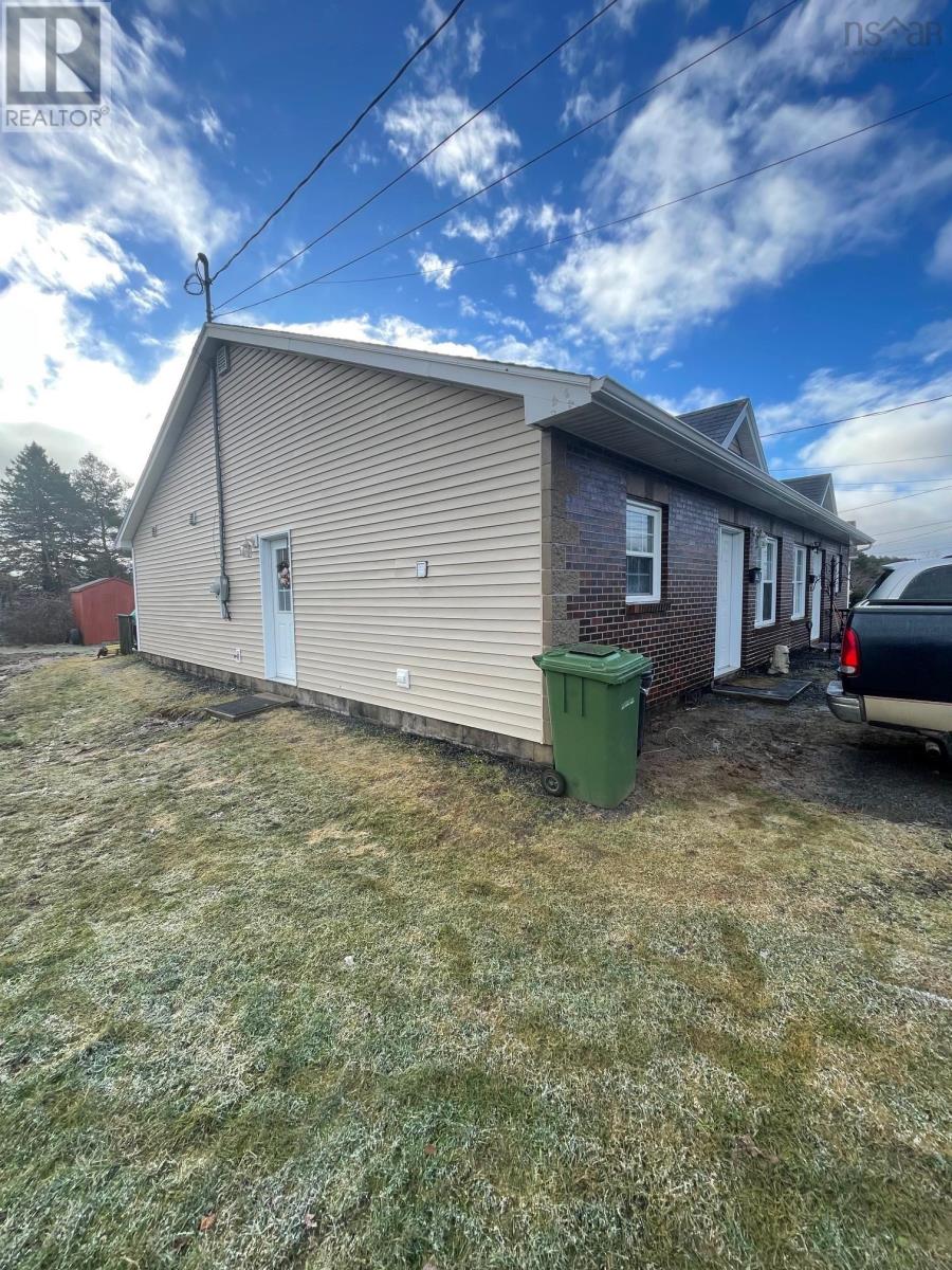 861/863 Beaver Bank Road, Beaver Bank, Nova Scotia  B4G 1C1 - Photo 7 - 202501407