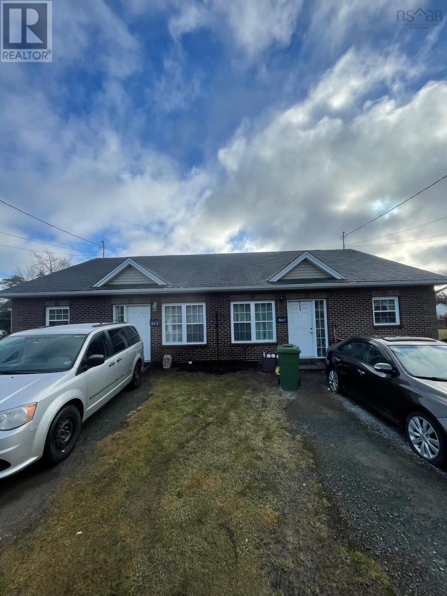 861/863 Beaver Bank Road, Beaver Bank, Nova Scotia  B4G 1C1 - Photo 1 - 202501409