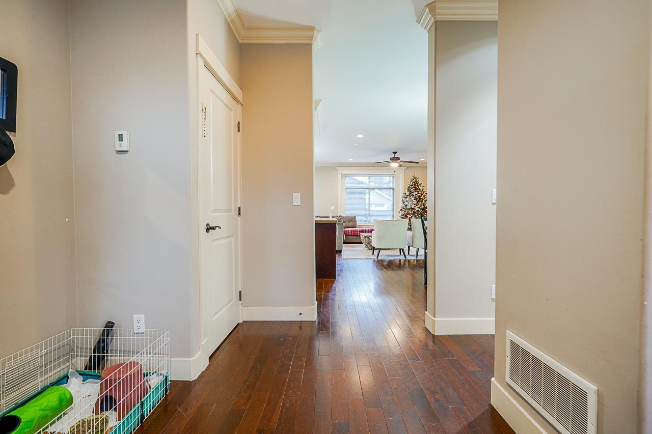 Property at 14636 36A AVENUE image 5