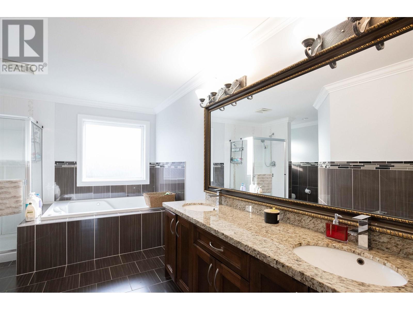 23964 107 Avenue, Maple Ridge, British Columbia  V2W 0B3 - Photo 11 - R2958578