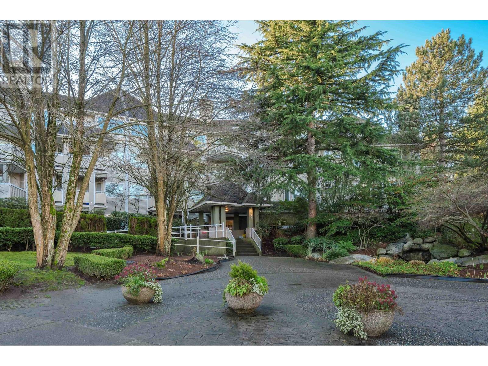 102 3738 Norfolk Street, Burnaby, British Columbia V5G 4V4 - Photo 3 - R2958032
