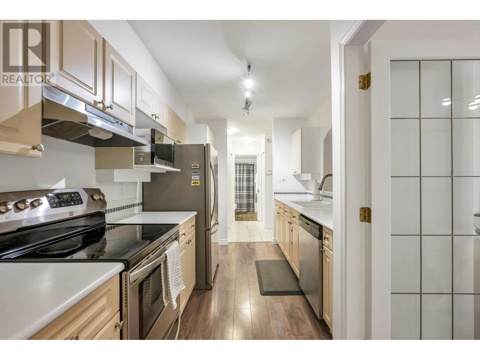 102 3738 Norfolk Street, Burnaby, British Columbia V5G 4V4 - Photo 16 - R2958032