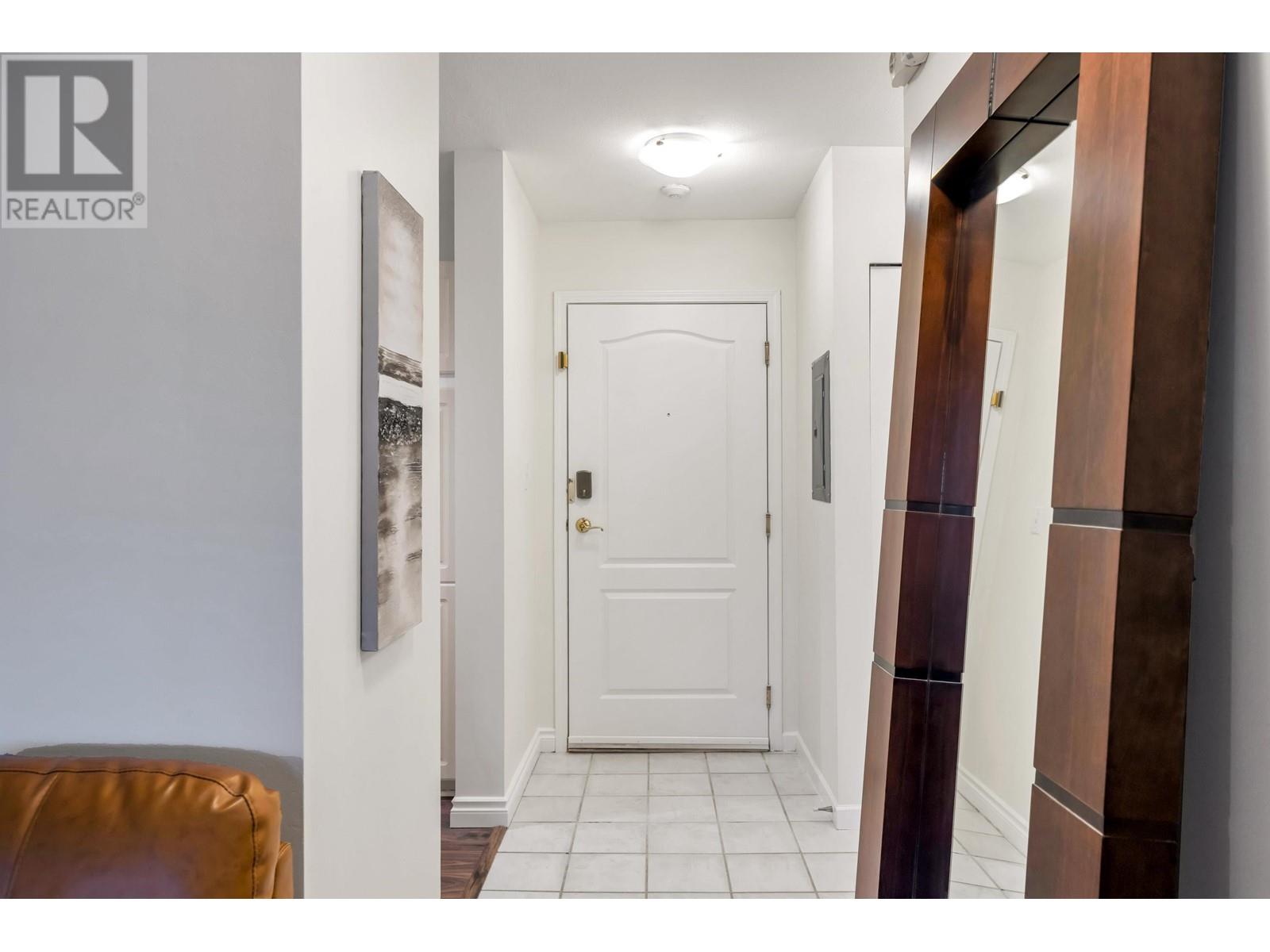 102 3738 Norfolk Street, Burnaby, British Columbia V5G 4V4 - Photo 11 - R2958032