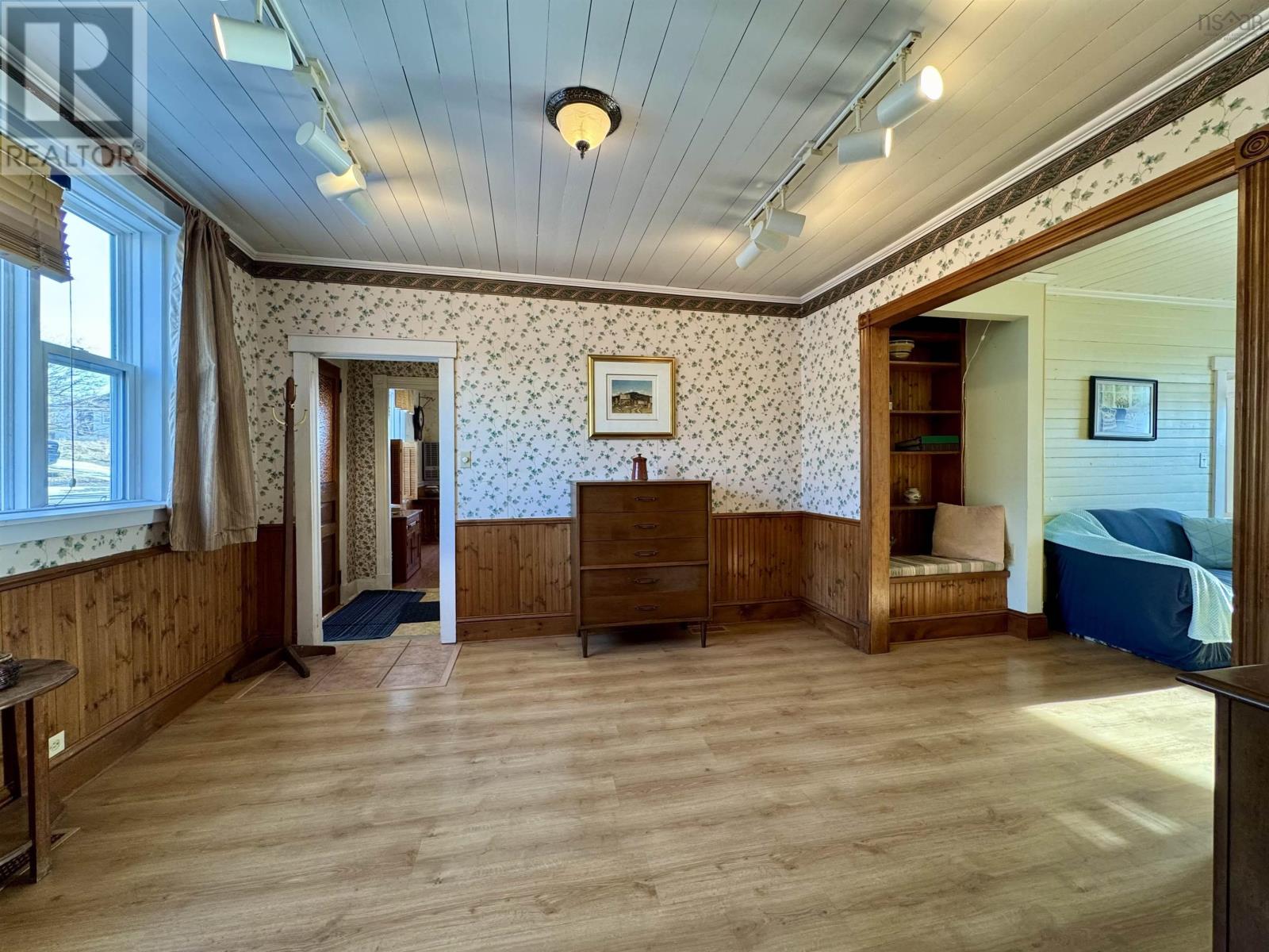 740 Veterans Memorial Drive, Arichat, Nova Scotia  B0E 1A0 - Photo 14 - 202501417