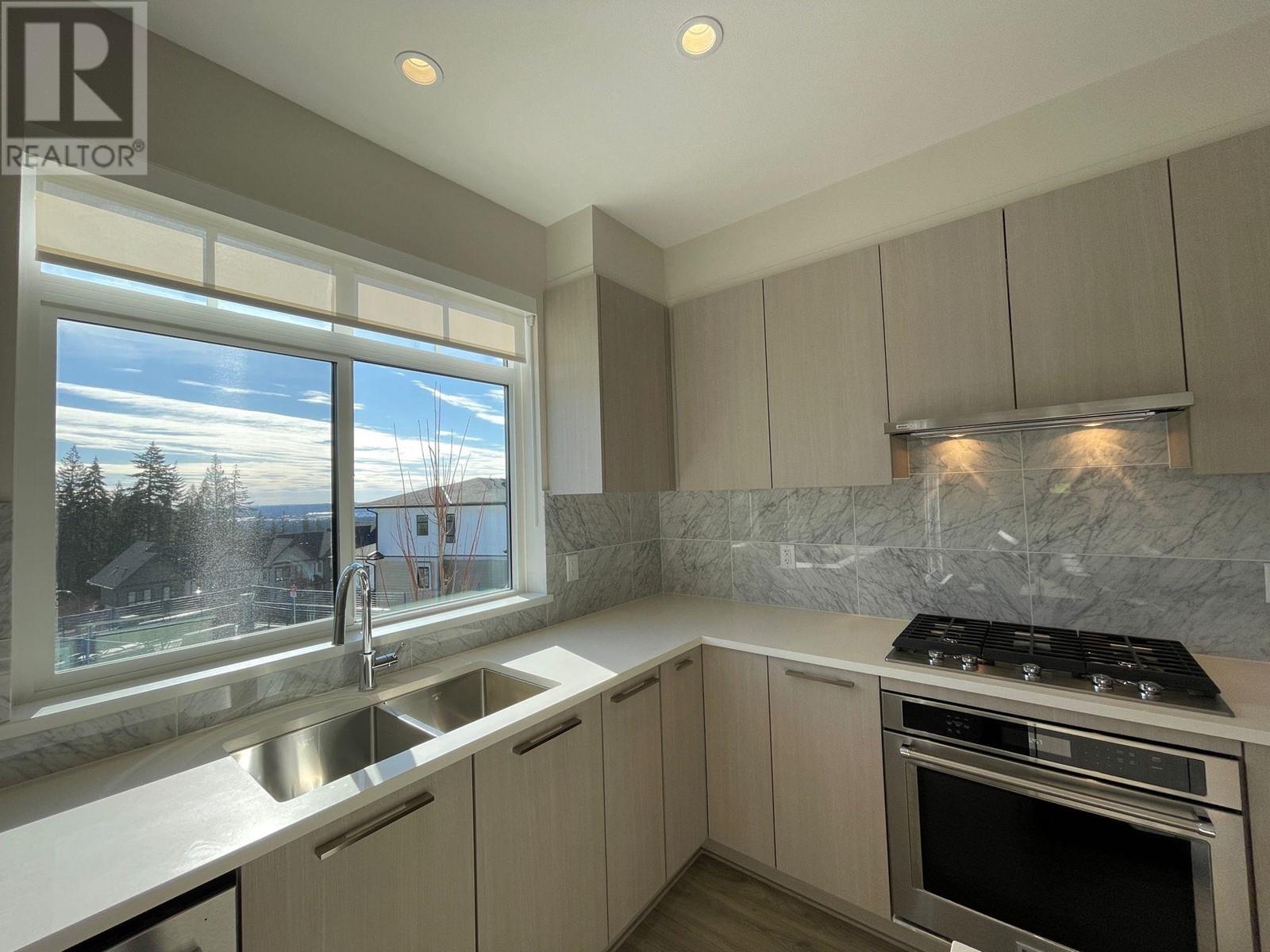 Property at 112 1360 MITCHELL STREET image 3