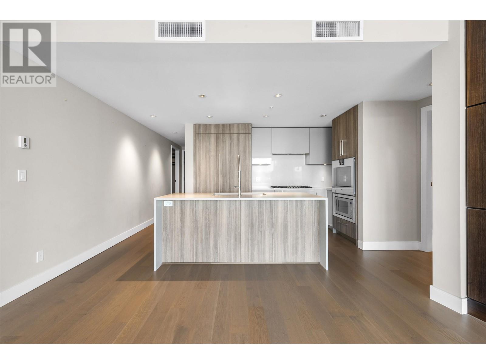 1206 210 Salter Street, New Westminster, British Columbia  V3M 0J9 - Photo 3 - R2959142