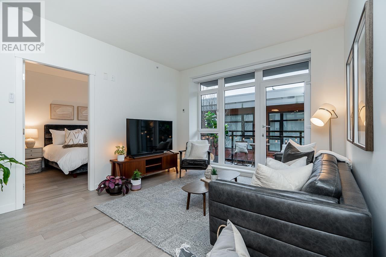 Listing Picture 13 of 31 : 202 4171 CAMBIE STREET, Vancouver / 溫哥華 - 魯藝地產 Yvonne Lu Group - MLS Medallion Club Member