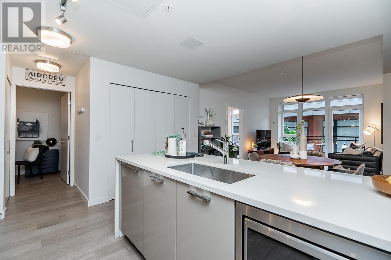Listing Picture 7 of 31 : 202 4171 CAMBIE STREET, Vancouver / 溫哥華 - 魯藝地產 Yvonne Lu Group - MLS Medallion Club Member