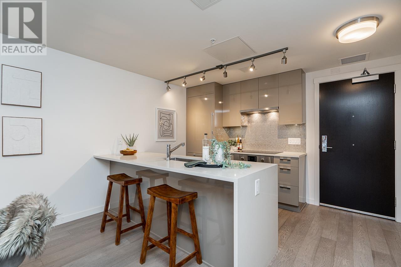 Listing Picture 9 of 31 : 202 4171 CAMBIE STREET, Vancouver / 溫哥華 - 魯藝地產 Yvonne Lu Group - MLS Medallion Club Member