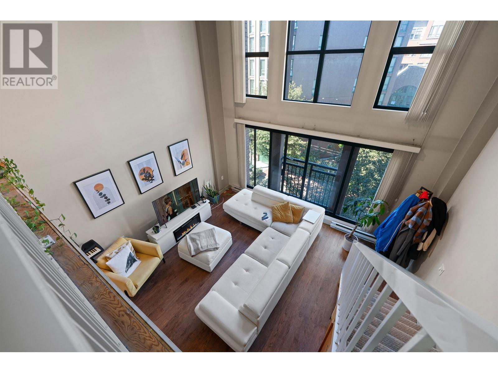 409 22 E Cordova Street, Vancouver, British Columbia V6A 4G8 - Photo 2 - R2959179