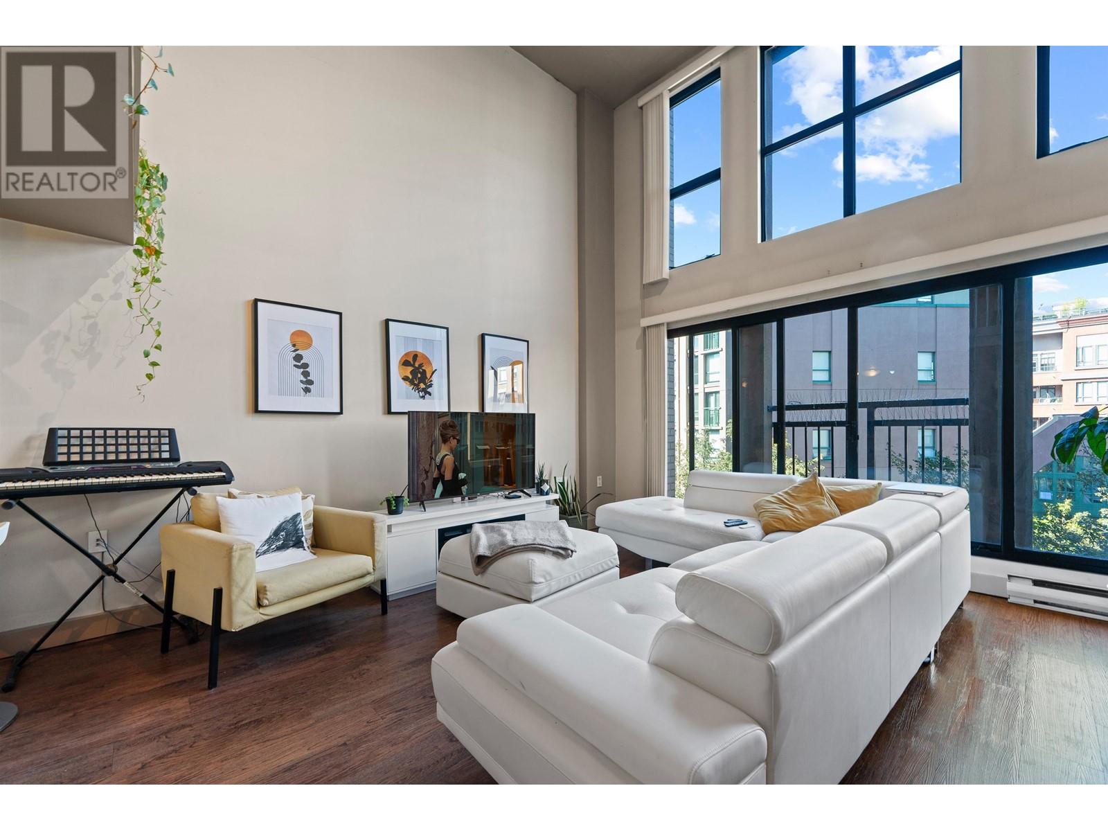 409 22 E Cordova Street, Vancouver, British Columbia V6A 4G8 - Photo 3 - R2959179