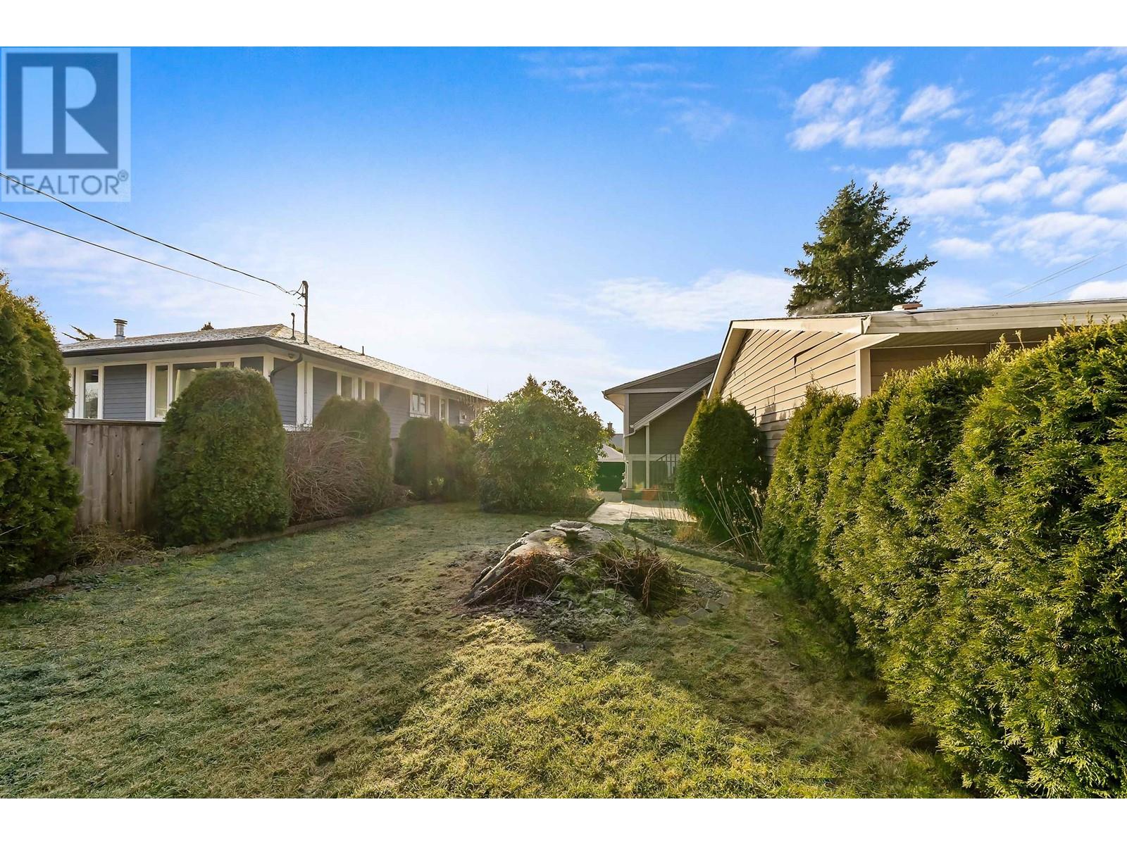 551 Poirier Street, Coquitlam, British Columbia V3J 6A6 - Photo 35 - R2959103