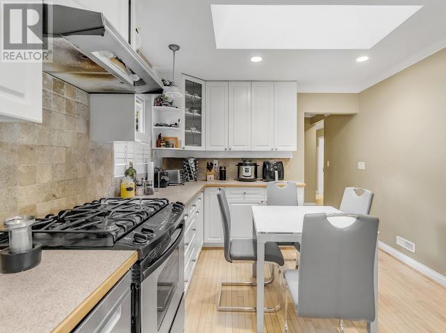 Property at 4025 SUNSET BOULEVARD image 5