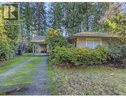 4025 SUNSET BOULEVARD, North Vancouver, British Columbia