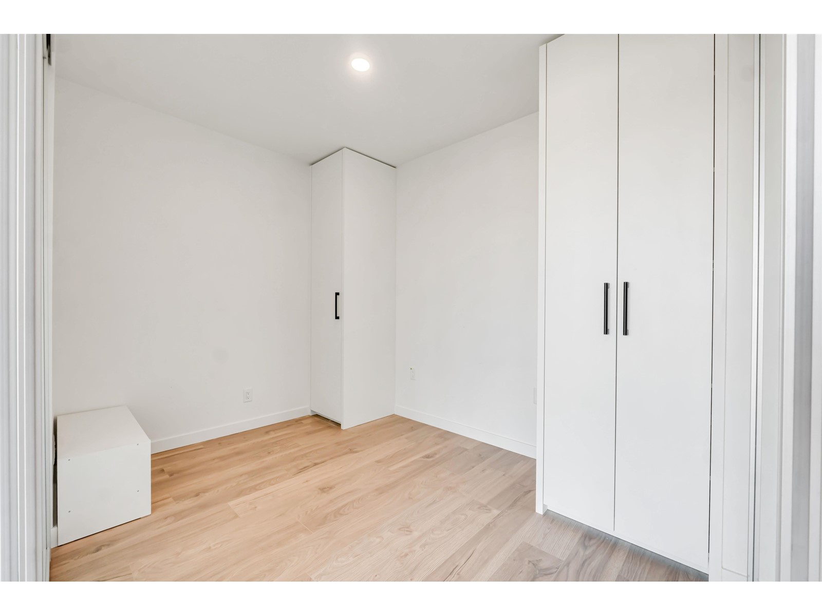 3303 10448 University Drive, Surrey, British Columbia  V3T 0S7 - Photo 17 - R2959072