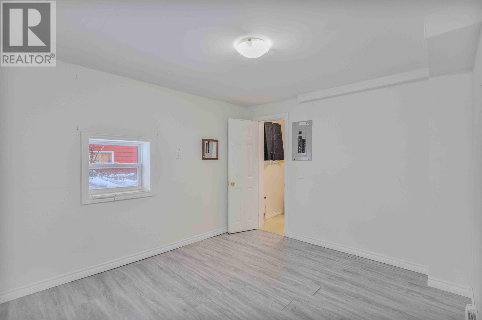 63 Spring Park Road E, Charlottetown, Prince Edward Island  C1A 3X9 - Photo 9 - 202501423