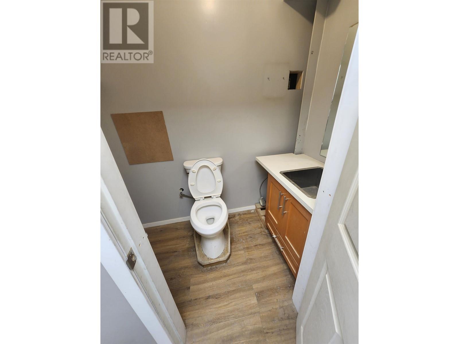 103 641 Lougheed Highway, Coquitlam, British Columbia  V3K 3S5 - Photo 14 - C8065837