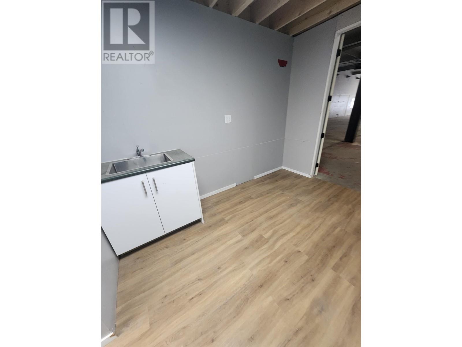 103 641 Lougheed Highway, Coquitlam, British Columbia  V3K 3S5 - Photo 13 - C8065837