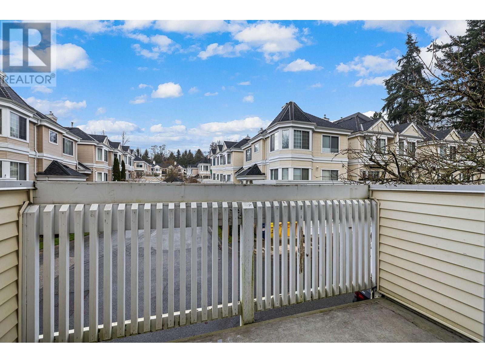 Listing Picture 14 of 40 : 89 6700 RUMBLE STREET, Burnaby / 本拿比 - 魯藝地產 Yvonne Lu Group - MLS Medallion Club Member
