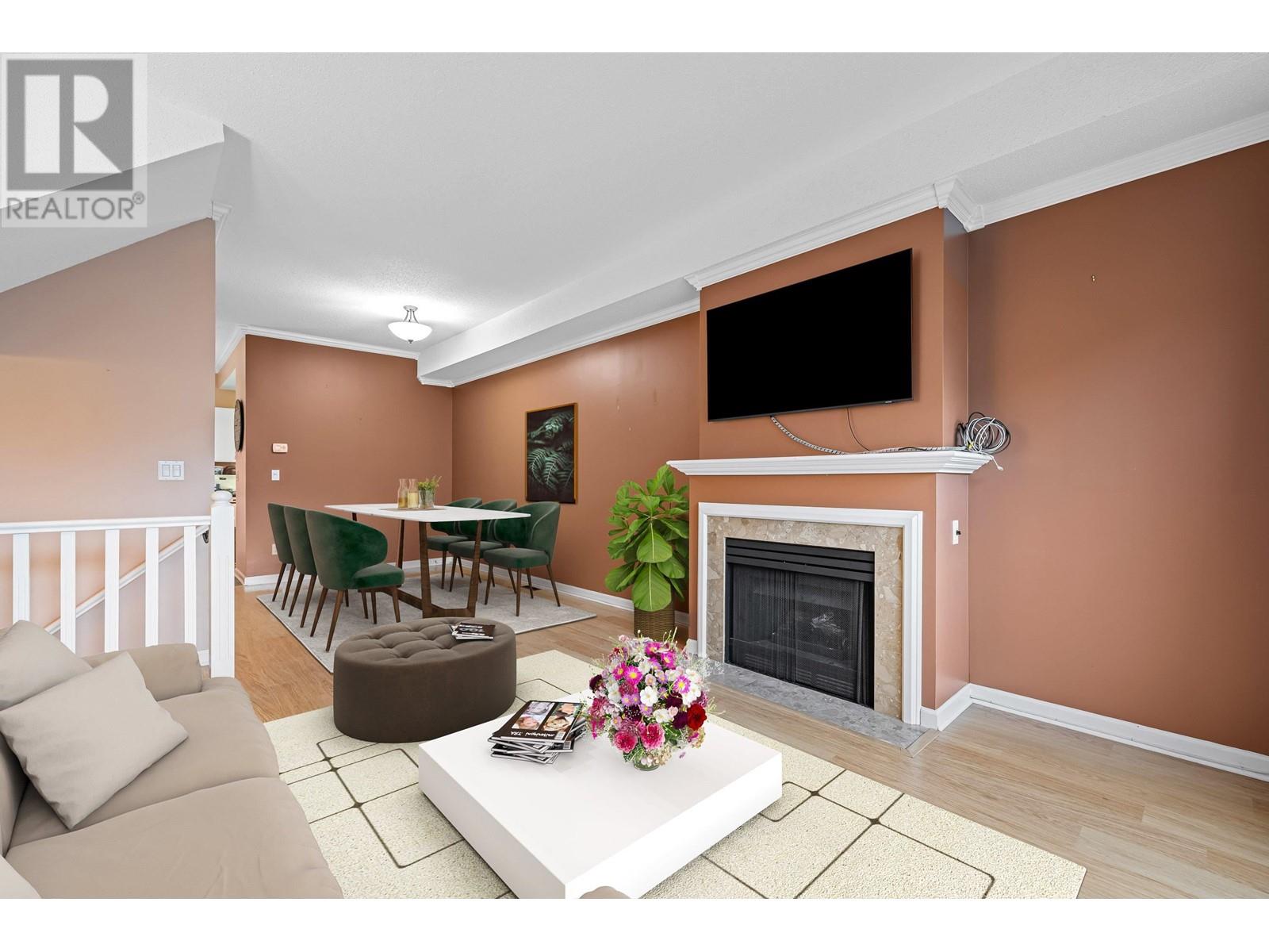 Listing Picture 6 of 40 : 89 6700 RUMBLE STREET, Burnaby / 本拿比 - 魯藝地產 Yvonne Lu Group - MLS Medallion Club Member