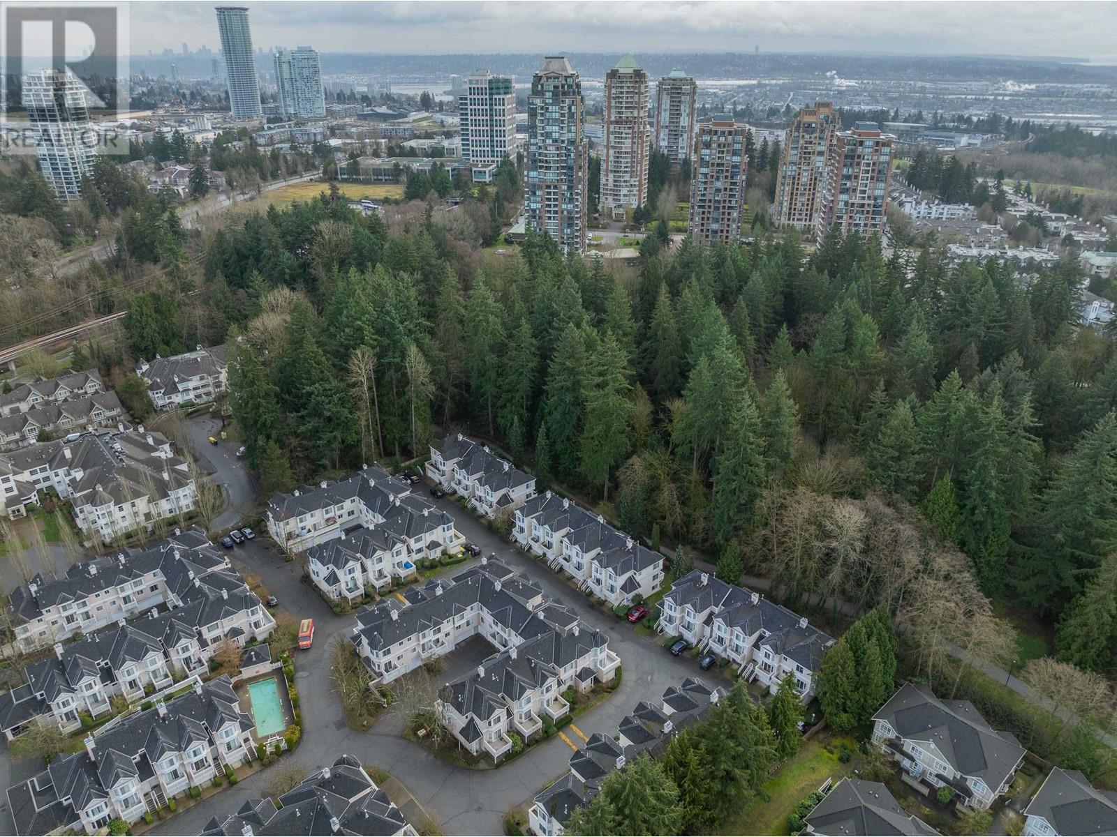 Listing Picture 36 of 40 : 89 6700 RUMBLE STREET, Burnaby / 本拿比 - 魯藝地產 Yvonne Lu Group - MLS Medallion Club Member