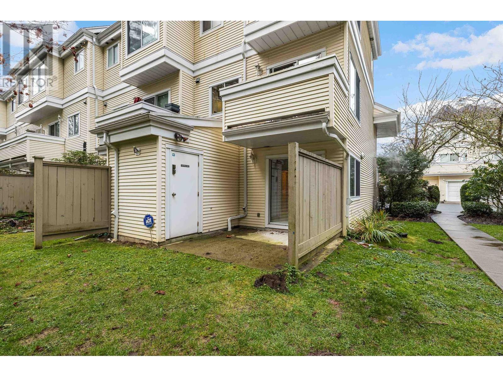 Listing Picture 26 of 40 : 89 6700 RUMBLE STREET, Burnaby / 本拿比 - 魯藝地產 Yvonne Lu Group - MLS Medallion Club Member