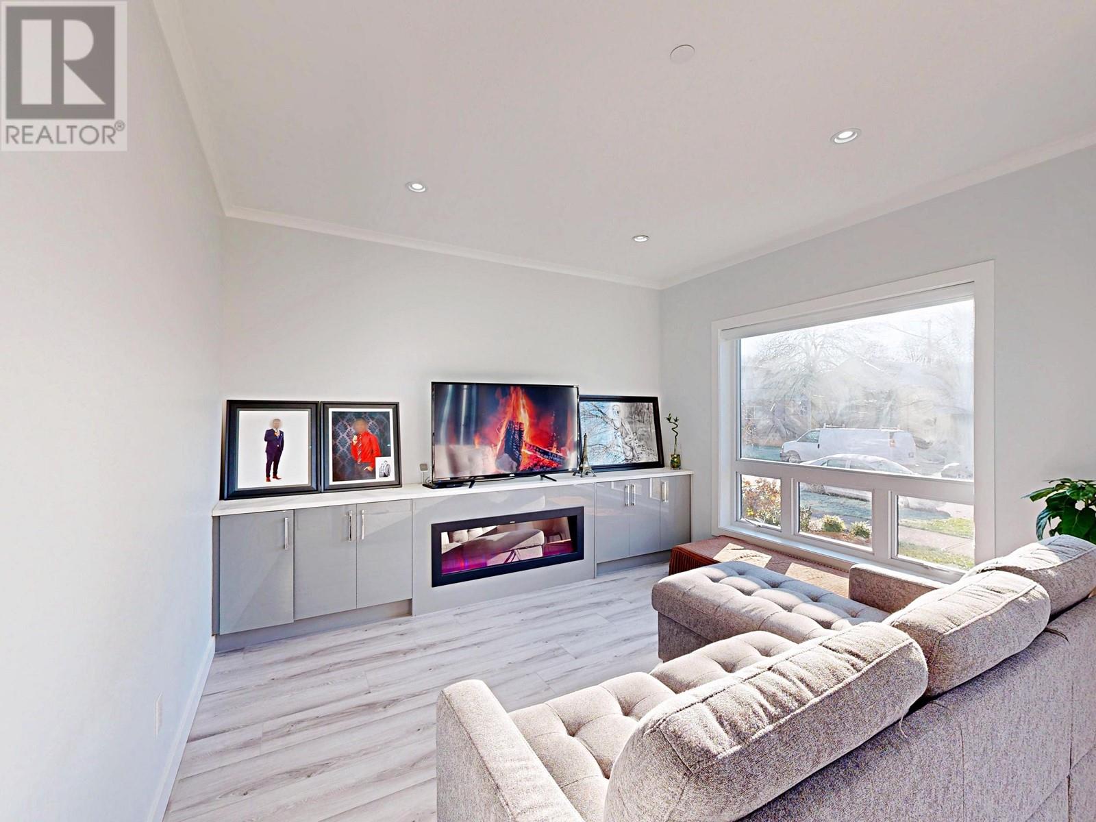 2577 Parker Street, Vancouver, British Columbia  V5K 2T2 - Photo 6 - R2957742