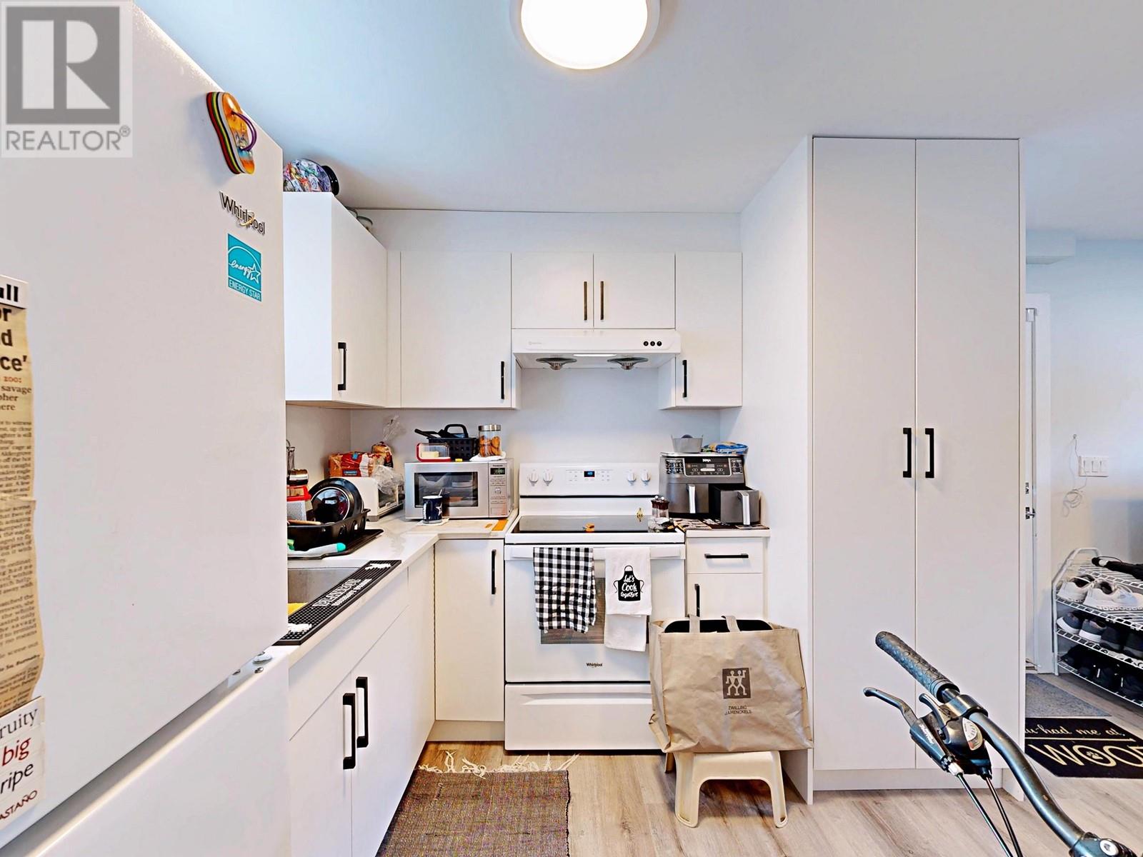 2577 Parker Street, Vancouver, British Columbia  V5K 2T2 - Photo 30 - R2957742