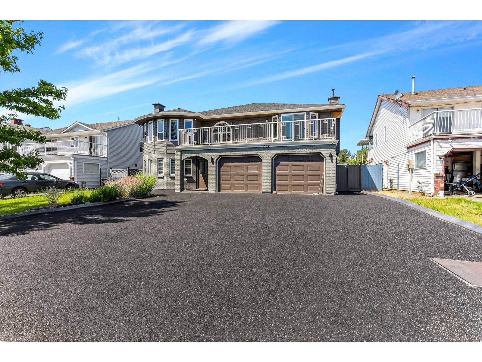 12481 75a Avenue, Surrey, British Columbia  V3W 0M3 - Photo 2 - R2957973