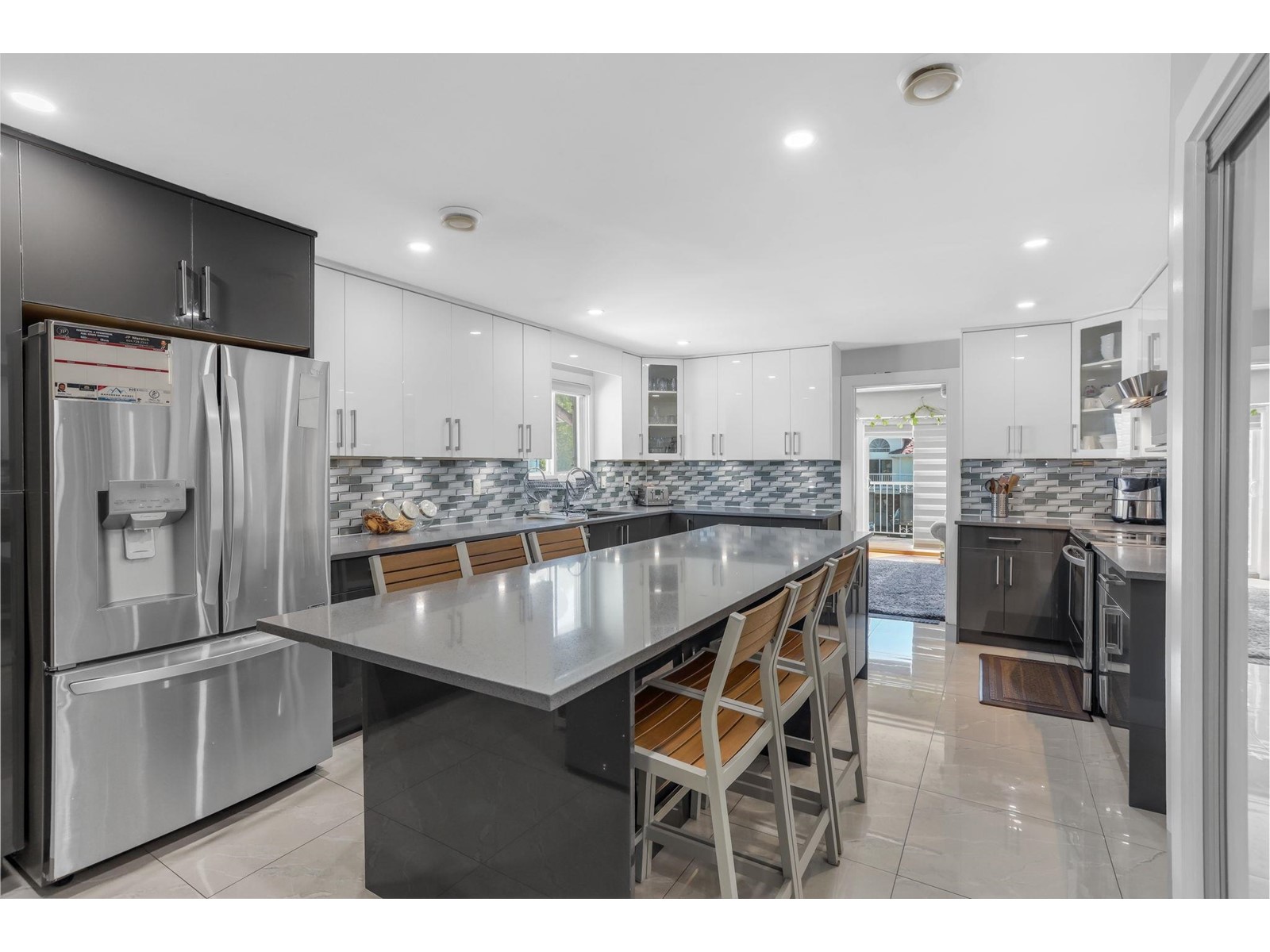 12481 75a Avenue, Surrey, British Columbia  V3W 0M3 - Photo 11 - R2957973