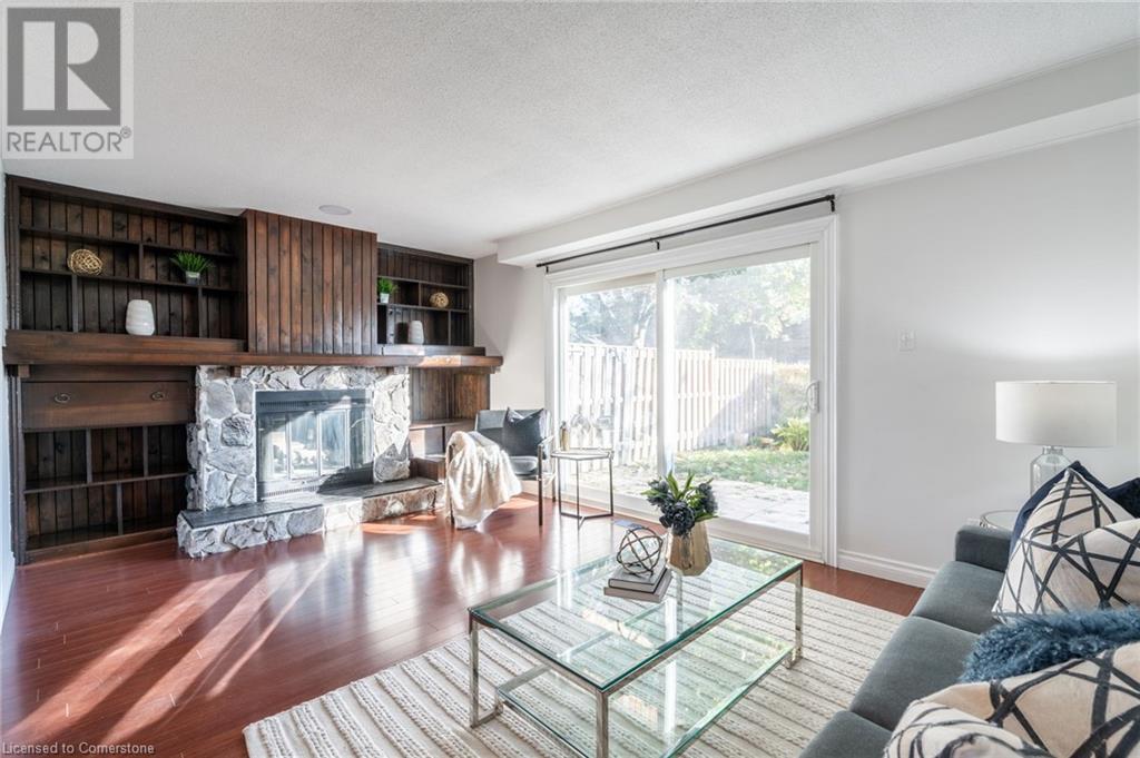586 Renforth Drive Unit# 40, Etobicoke, Ontario  M9C 2N5 - Photo 8 - 40692670