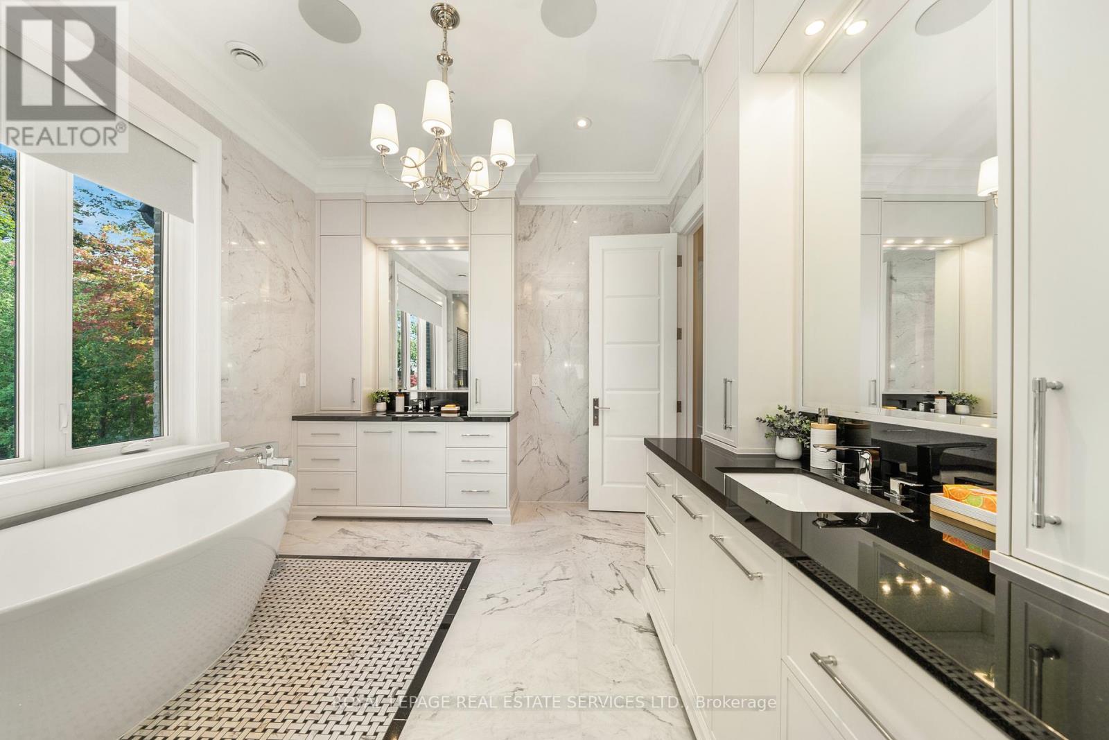83 Kimbark Boulevard, Toronto, Ontario  M5N 2X9 - Photo 22 - C11936309
