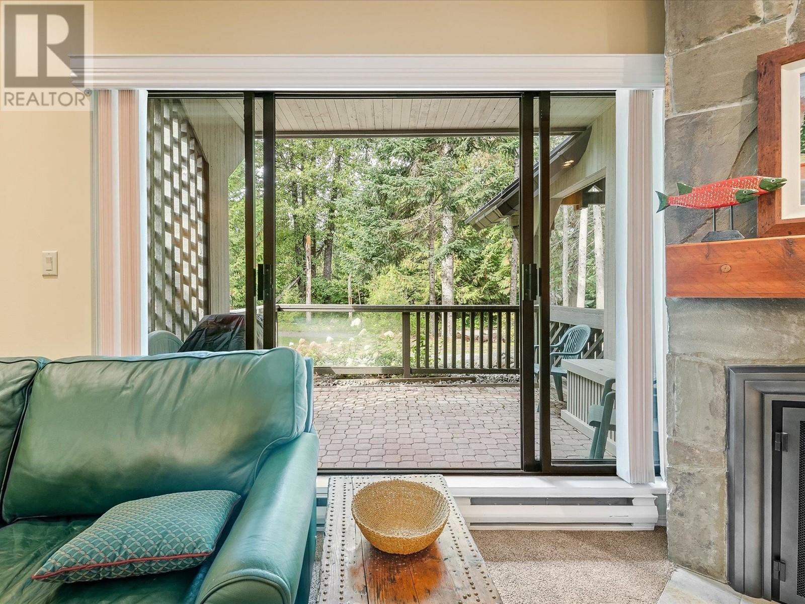 2 4510 BLACKCOMB WAY