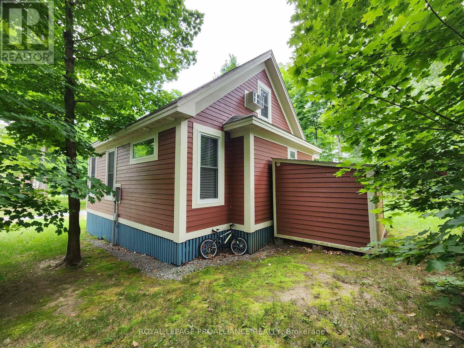 16 Pine Forest Lane, Prince Edward County, Ontario  K0K 1P0 - Photo 24 - X11936337