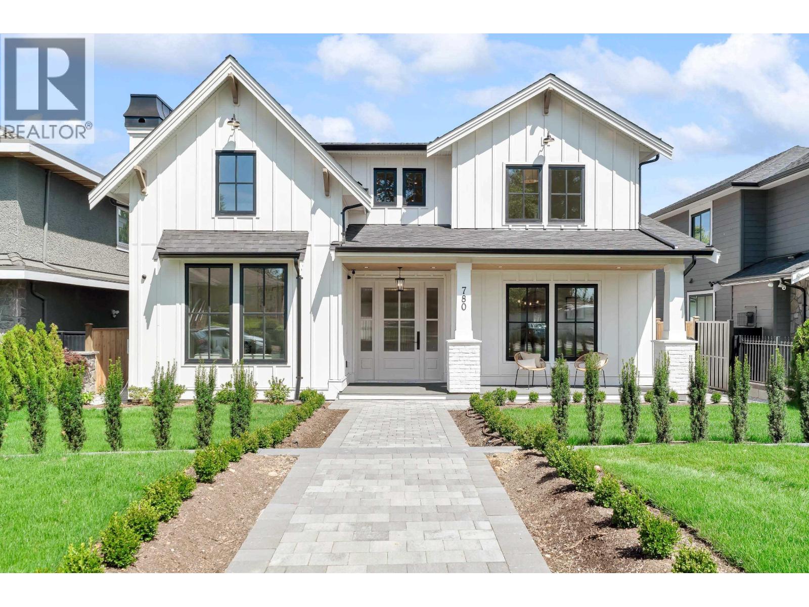 780 E 10TH STREET, north vancouver, British Columbia