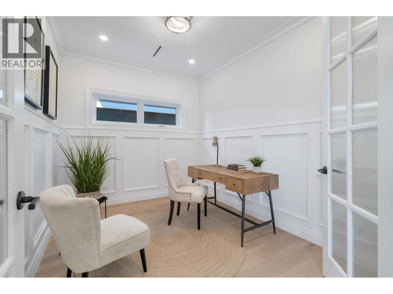 780 E 10th Street, North Vancouver, British Columbia  V7L 2G1 - Photo 5 - R2958686