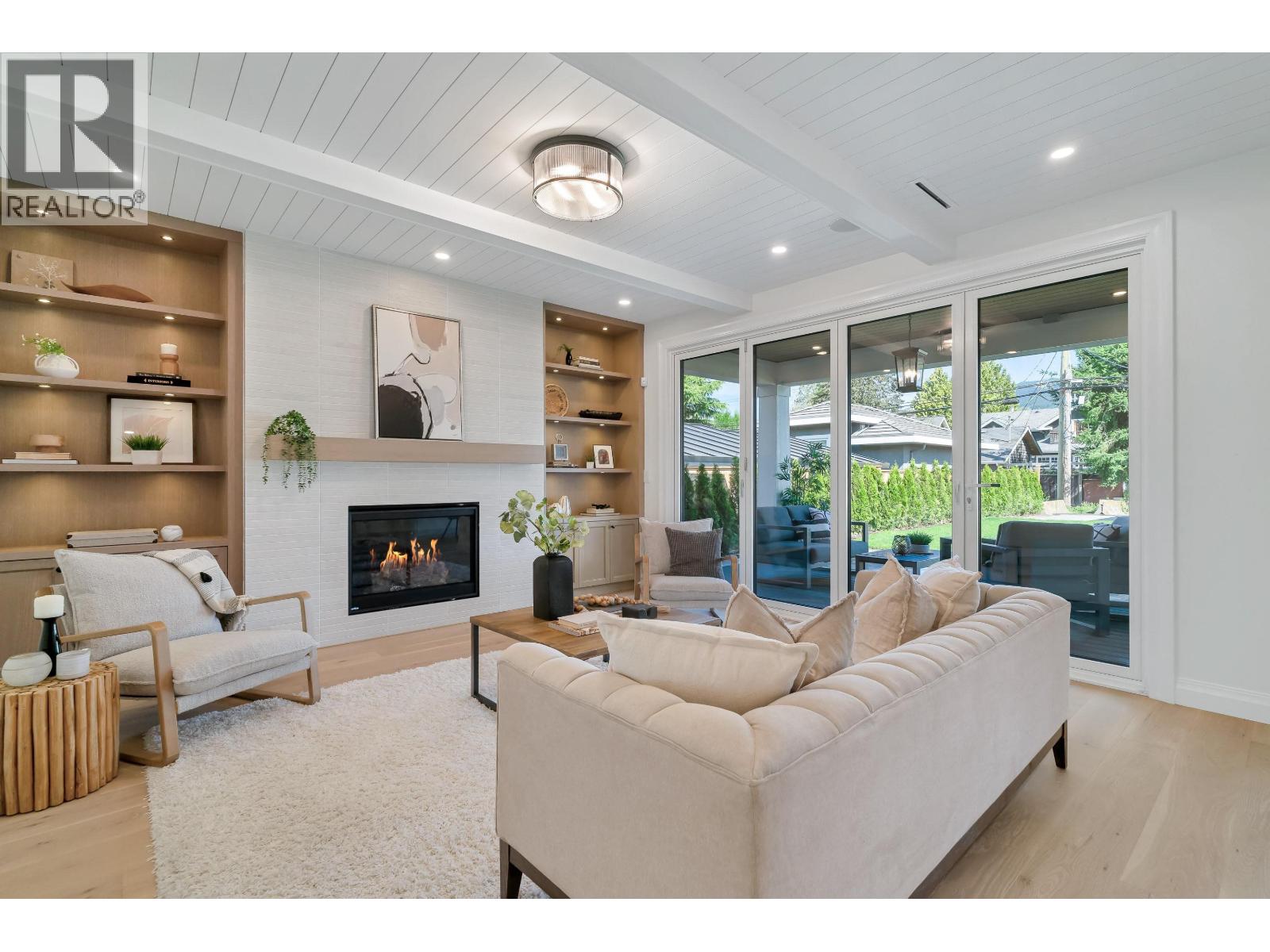 780 E 10th Street, North Vancouver, British Columbia  V7L 2G1 - Photo 7 - R2958686