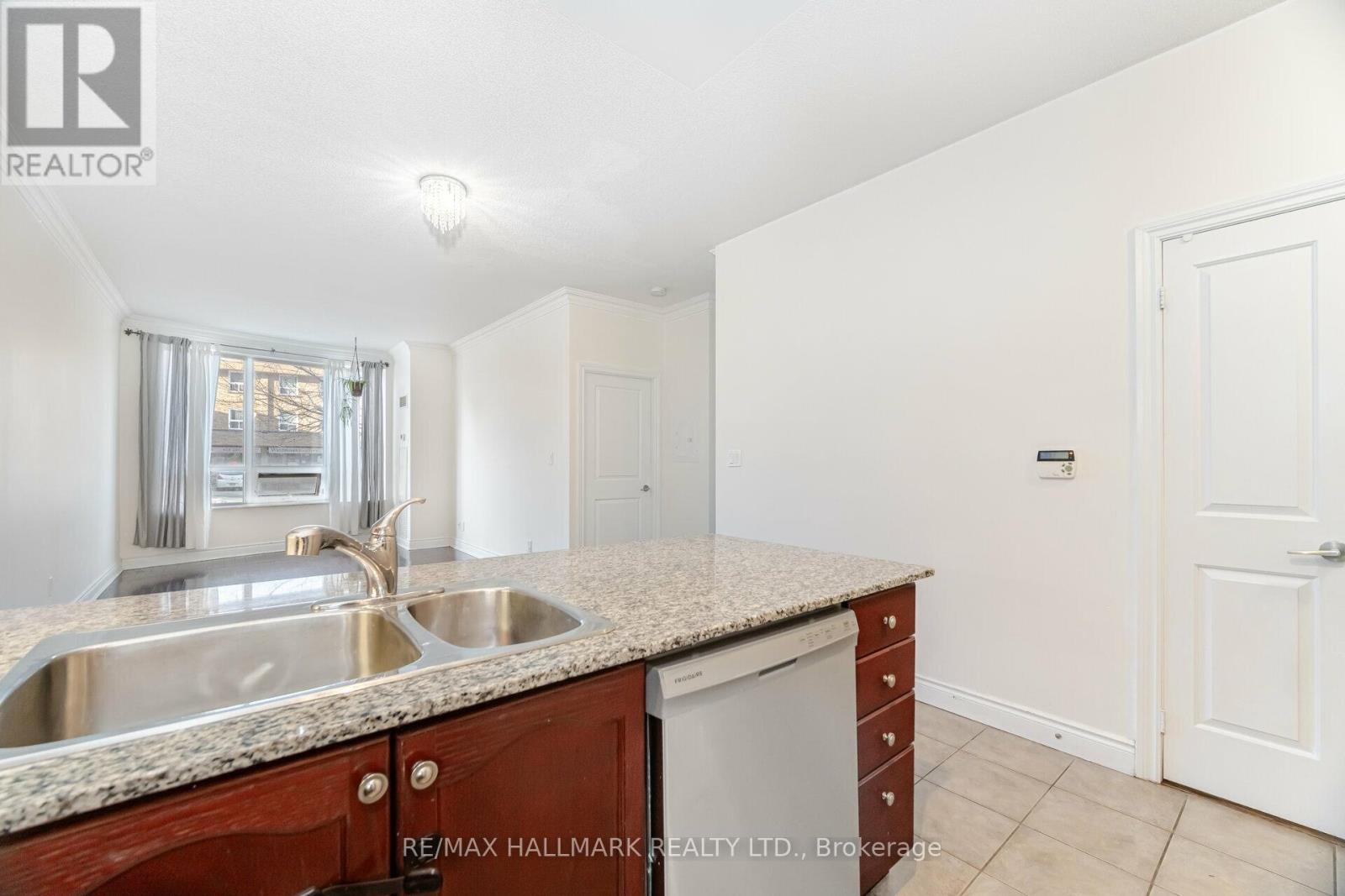 104 - 25 Earlington Avenue, Toronto, Ontario  M8X 3A3 - Photo 13 - W11936421