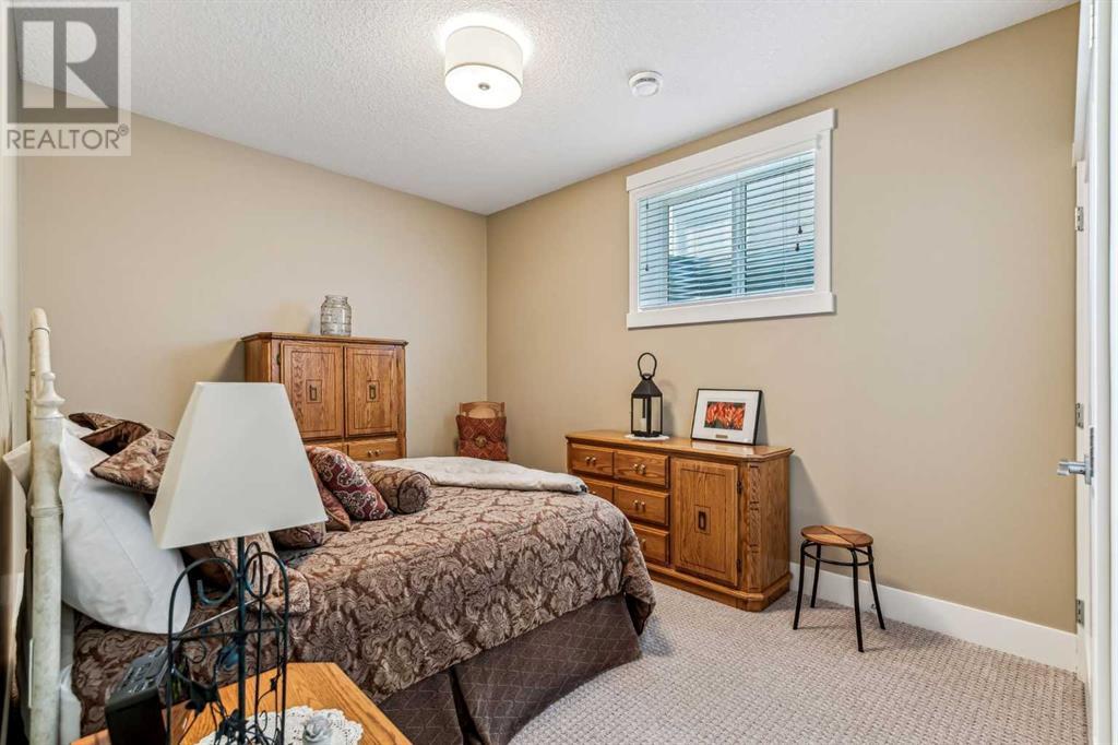 15 Sierra Morena Manor Sw, Calgary, Alberta  T3H 1S9 - Photo 25 - A2189409