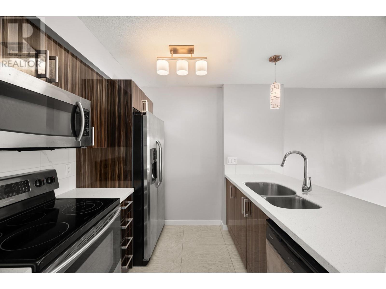 503 22318 Lougheed Highway, Maple Ridge, British Columbia  V2X 2T4 - Photo 5 - R2959279