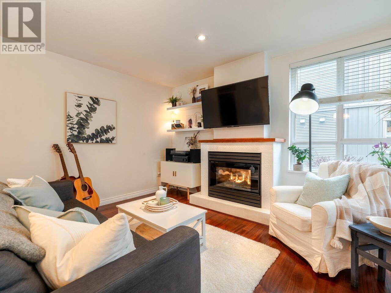 107 669 W 7th Avenue, Vancouver, British Columbia  V5Z 1B6 - Photo 1 - R2959281