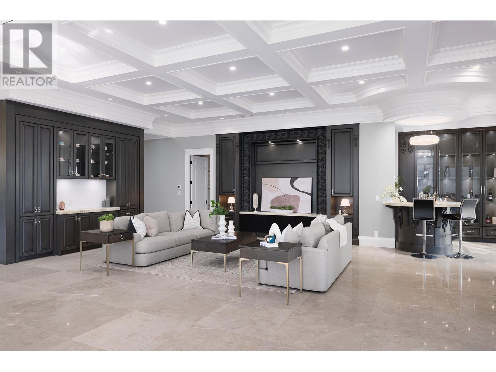 Listing Picture 8 of 28 : 10500 WESTMINSTER HIGHWAY, Richmond / 烈治文 - 魯藝地產 Yvonne Lu Group - MLS Medallion Club Member