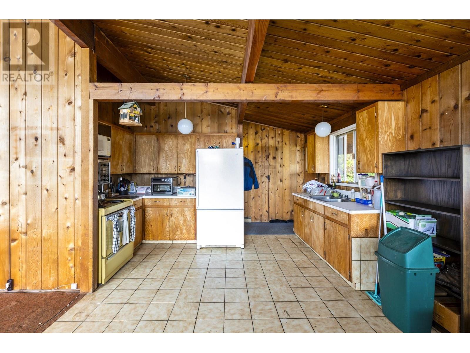 5672 Indian River Drive, North Vancouver, British Columbia  V7G 2T8 - Photo 16 - R2959267