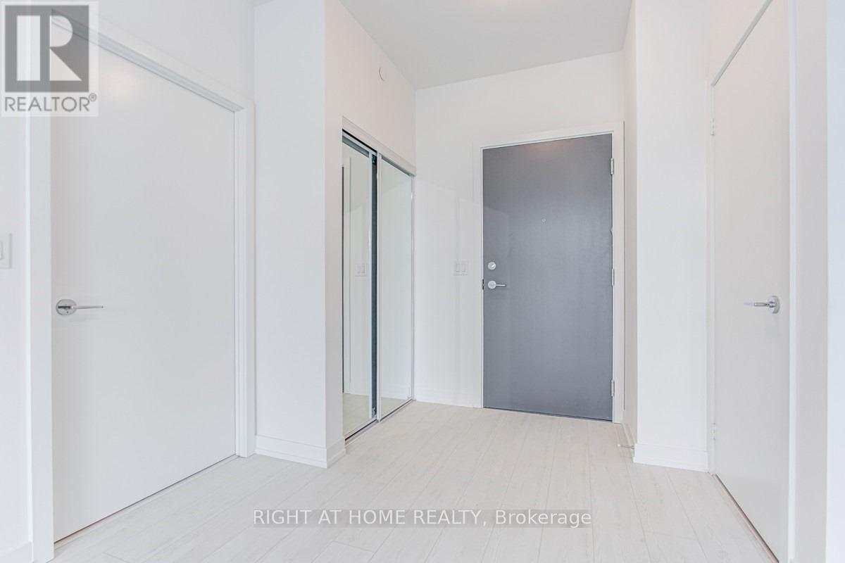 403 - 10 De Boers Drive, Toronto, Ontario  M3J 0L6 - Photo 3 - W11936443